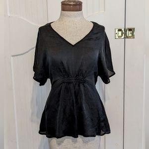 Free shipping! 100% silk flowy Express blouse, empire cinch